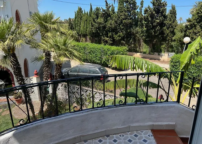 Апартаменти Del Mar